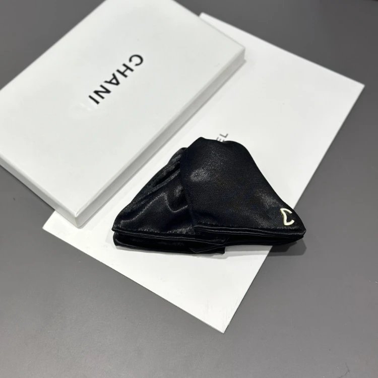 Chanel Uncategorized Satin CC Logo Headband — SKU-07-Black hair clip