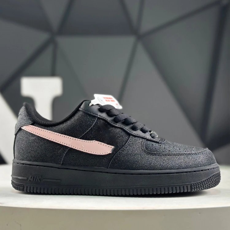 Unbranded Sneakers Low-Top with Contrast Side Overlay — 3