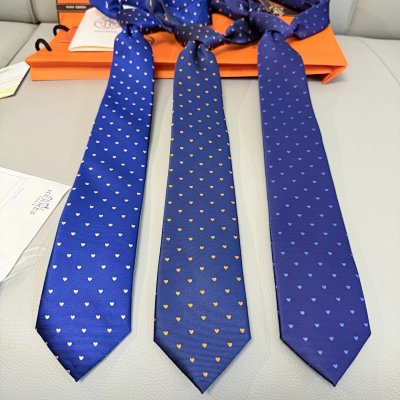 Hermès Heart Pattern Silk Tie [3 styles]