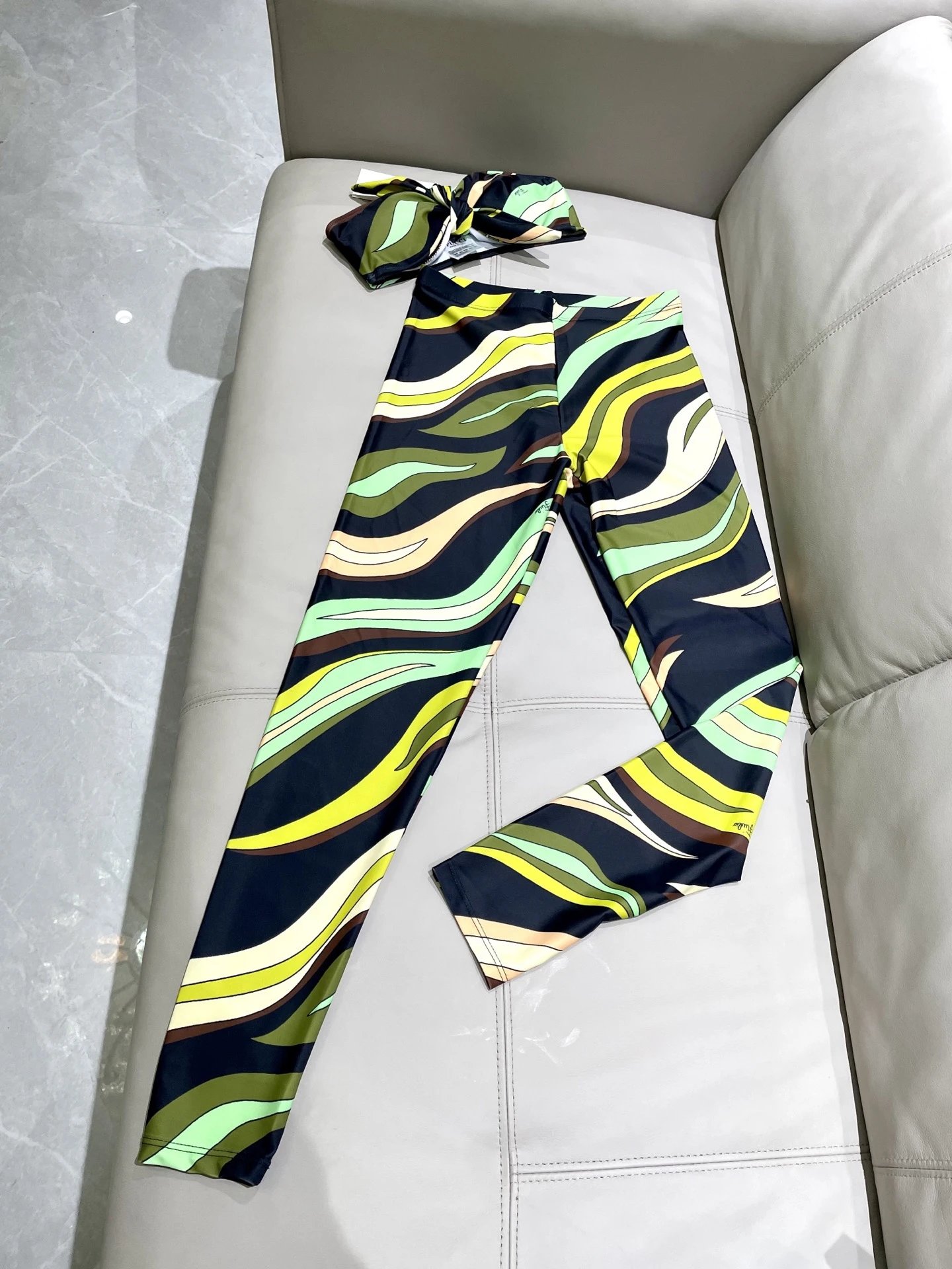 Emilio Pucci Matching Sets Abstract Print Crop Top and Leggings Set — 06