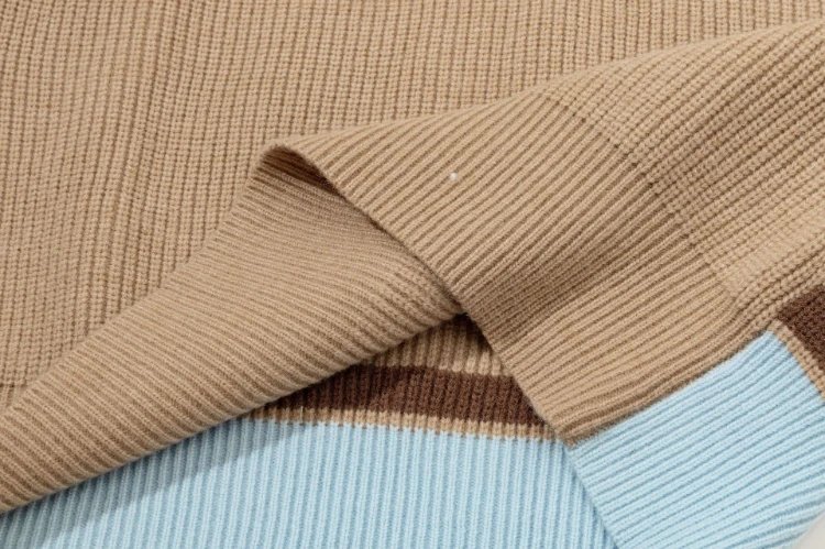 AMI Paris Knitwear V-neck knit sweater with heart applique and striped sleeves image 6