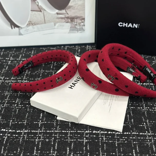 Chanel Uncategorized Padded Polka-Dot and Heart Print Headband product detail image 3