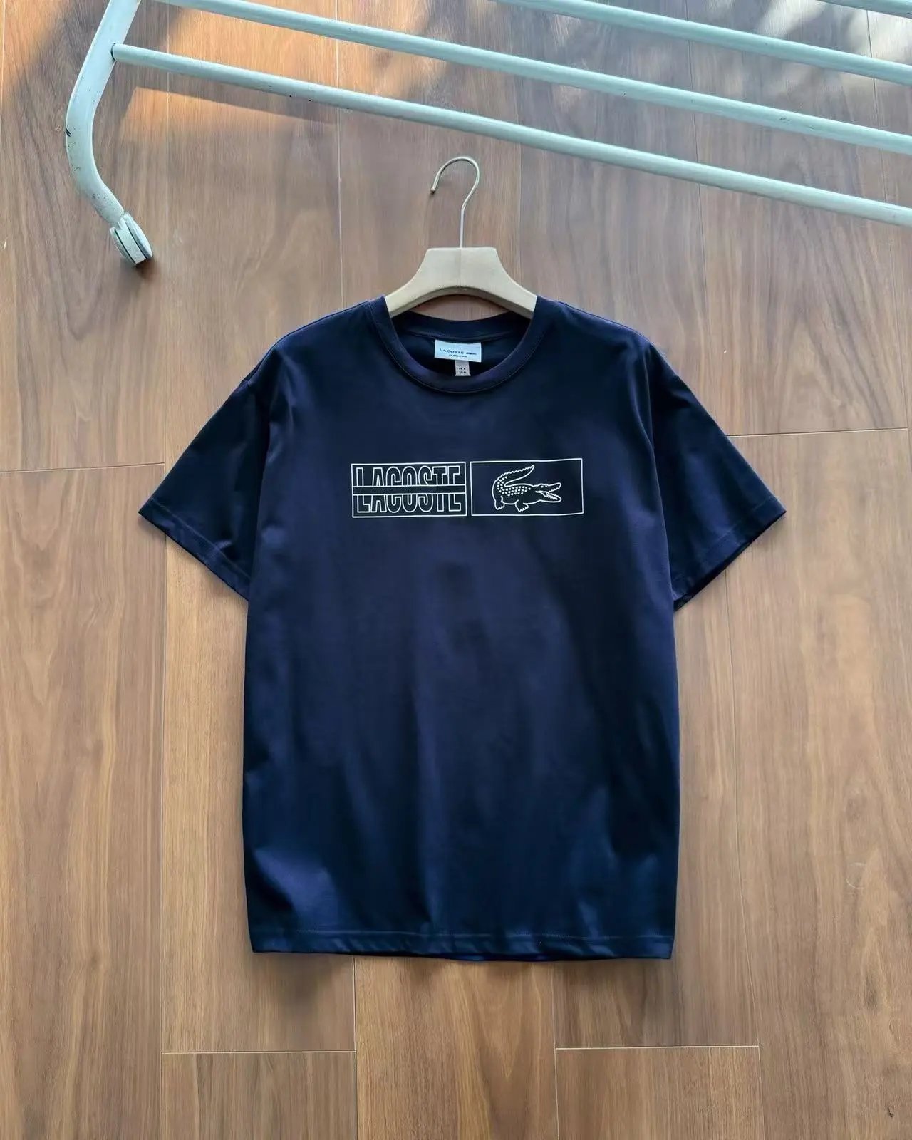 Lacoste T-Shirts Crew-Neck Crocodile Logo Graphic — Navy Blue