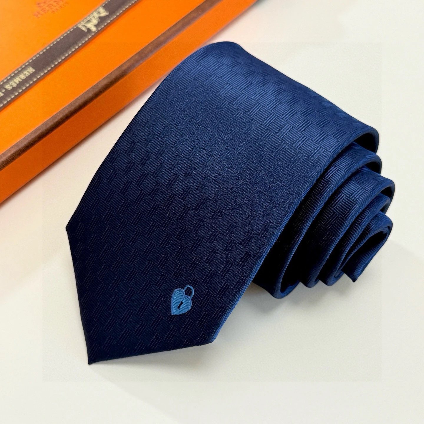 Hermès Ties Jacquard-Woven Padlock Motif Tie — 02