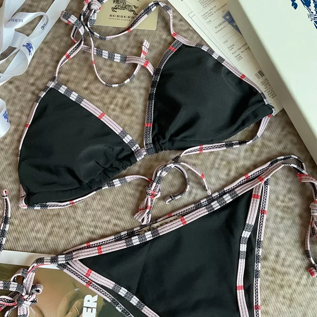 Burberry Swimwear Plaid-Trim Triangle Bikini Set product detail image 3