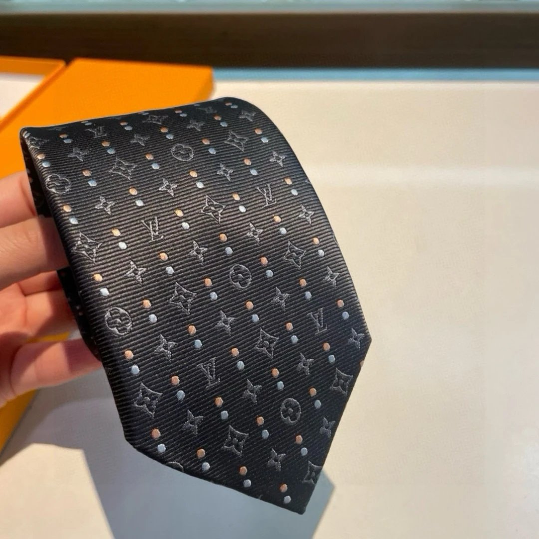 Louis Vuitton Ties Monogram and polka-dot silk necktie — 03