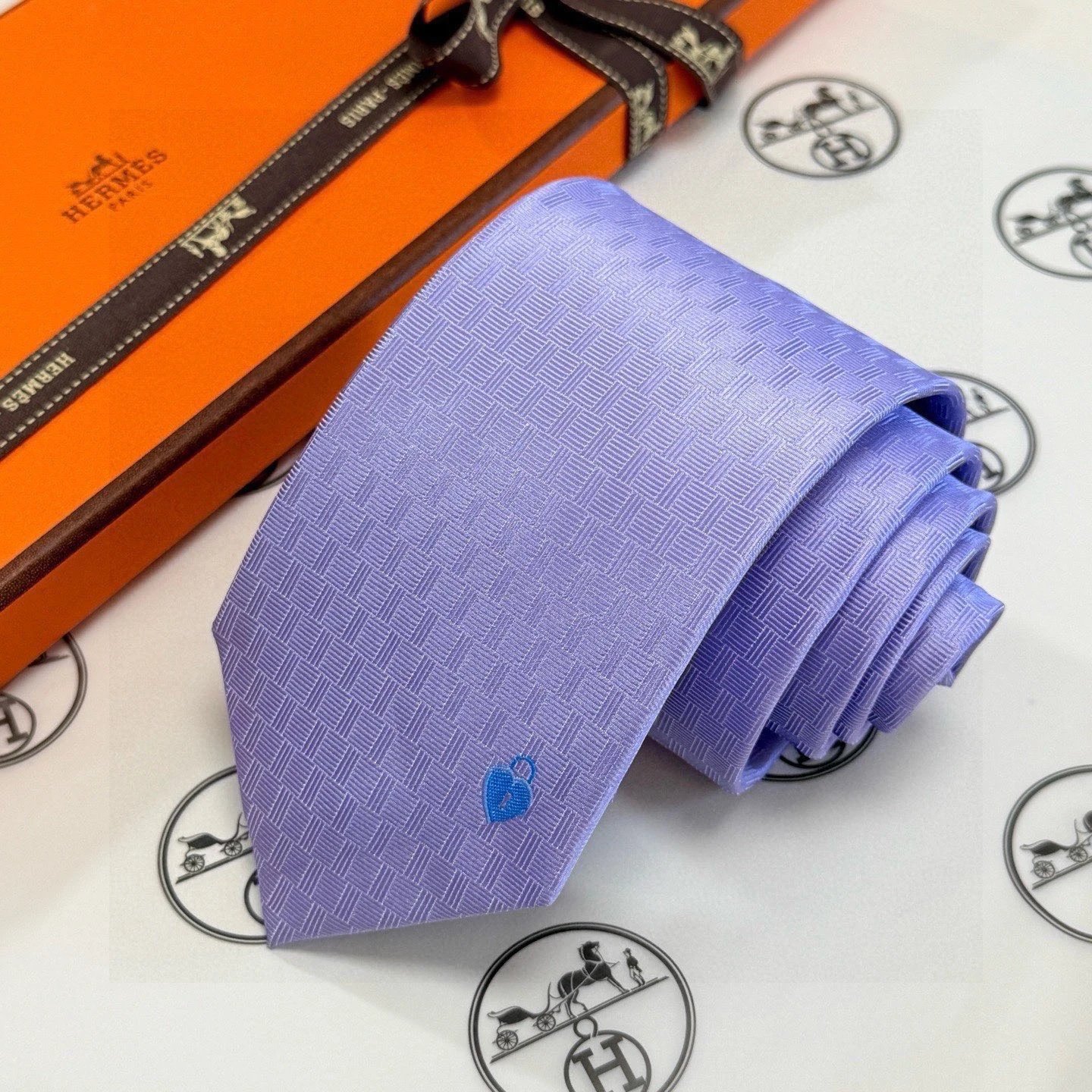 Hermès Ties Jacquard-Woven Padlock Motif Tie — 06