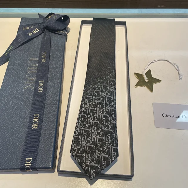 Dior Ties CD Diamond Pattern Tie product detail image 2