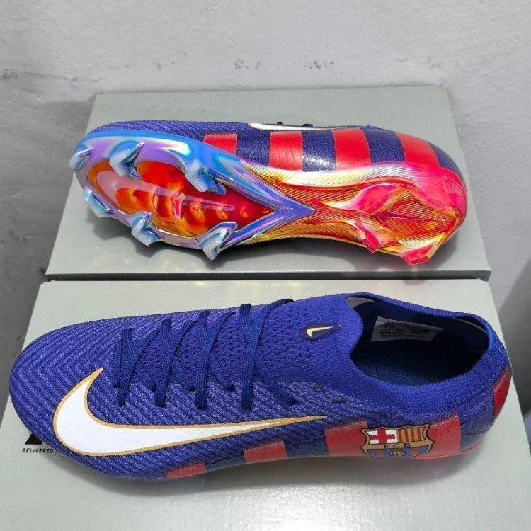 Nike Mercurial football cleats — 7