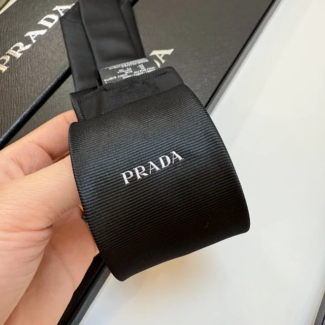 Prada Ties Logo-Embroidered Ribbed Silk Tie product detail image 3
