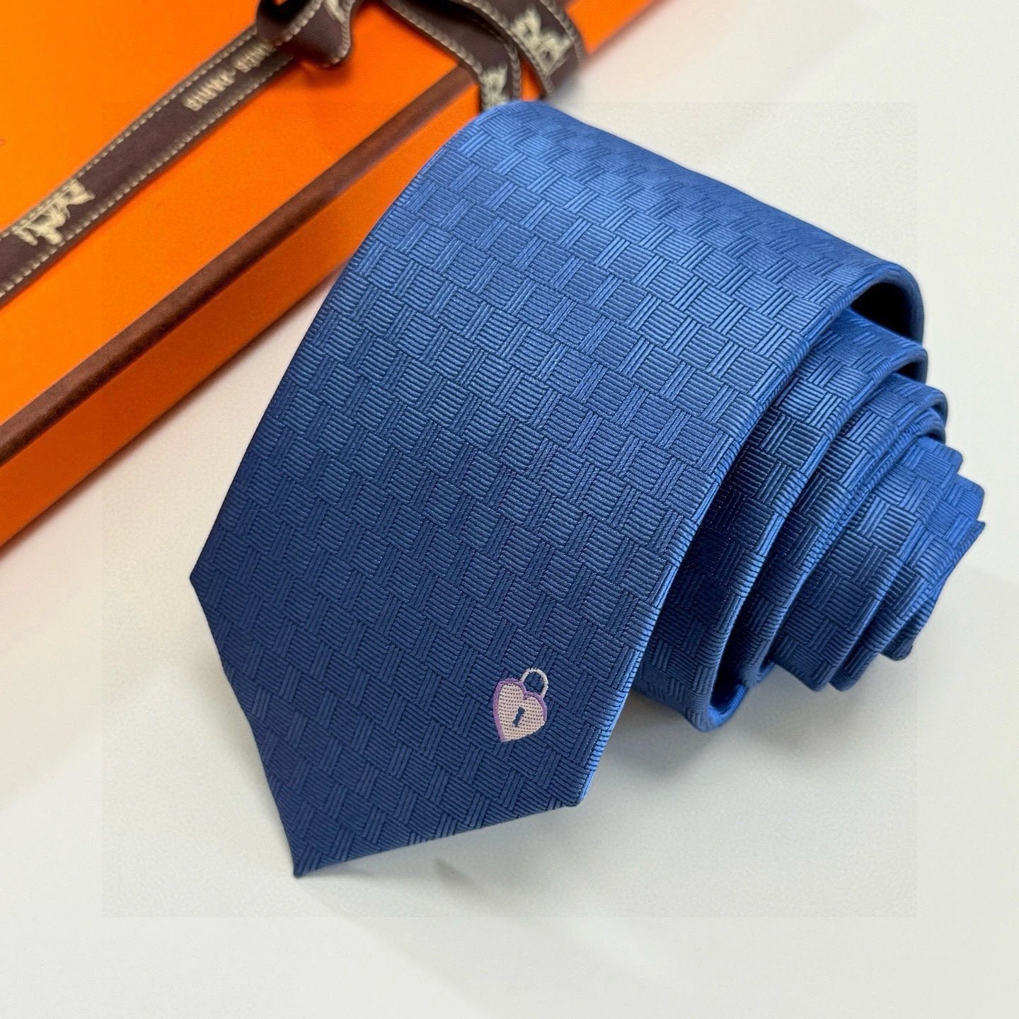 Hermès Ties Jacquard-Woven Padlock Motif Tie — 09