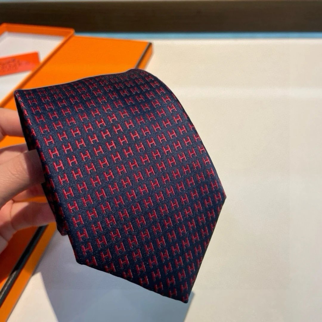 Hermès Ties H monogram patterned tie image 4