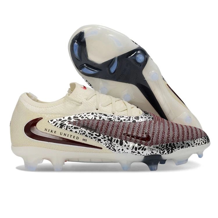 Nike Sneakers Low-Top Football Cleats — 24