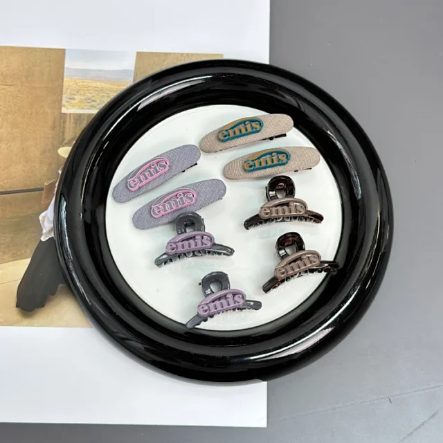 emis Uncategorized Logo Snap Hair Clips and Mini Claw product detail image 4