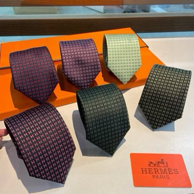Hermès H Pattern Silk Tie