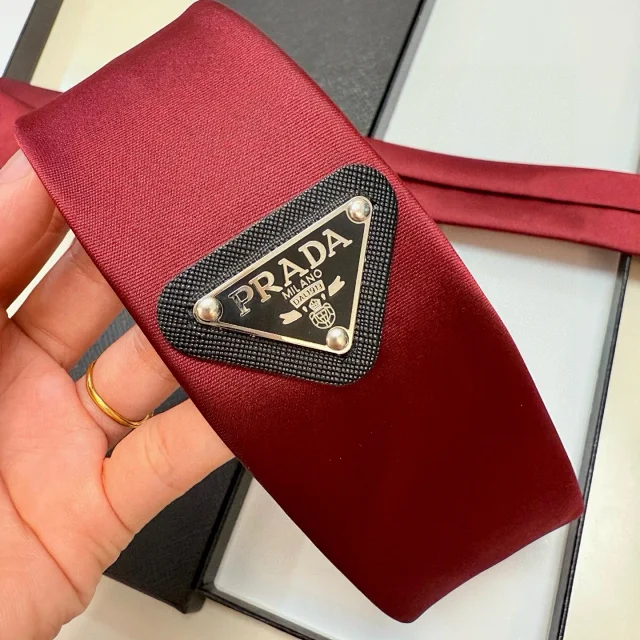 Prada Ties Silk Tie with Triangle Logo Plaque product detail image 2
