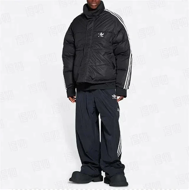 Adidas Jackets Trefoil three-stripe puffer jacket product detail image 9