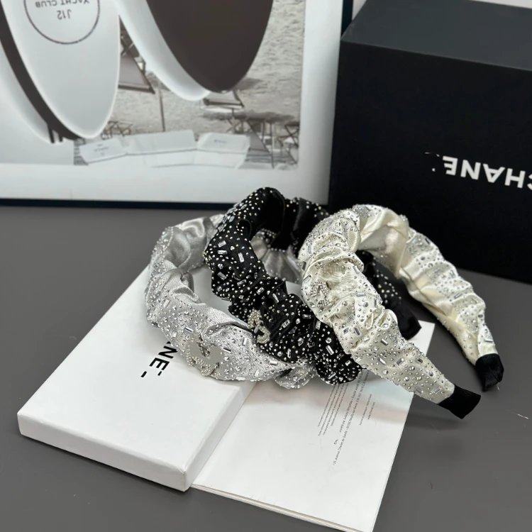 Unbranded Uncategorized Ruffled Rhinestone Headband image 2