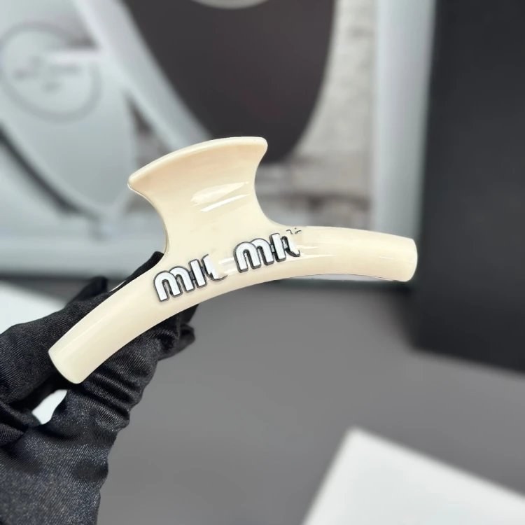 Miu Uncategorized Logo Hair Clips and Claw — SKU-06-White Hair Clip (12.5 cm)