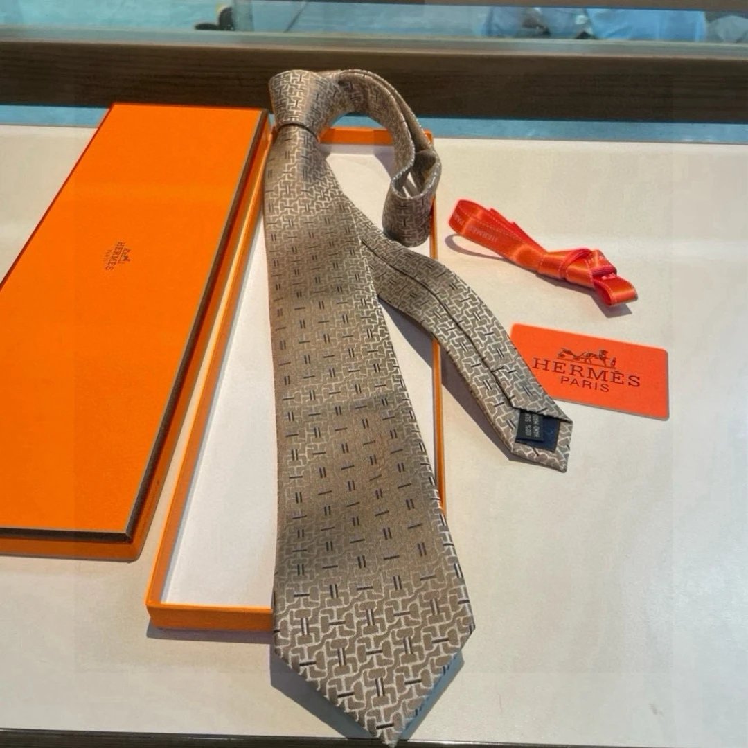 Hermès Ties Jacquard geometric-pattern silk tie — 04