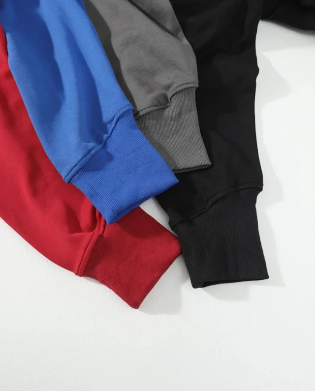 Undefeated Hoodies & Sweatshirts Crew-Neck Graphic Sweatshirt product detail image 4
