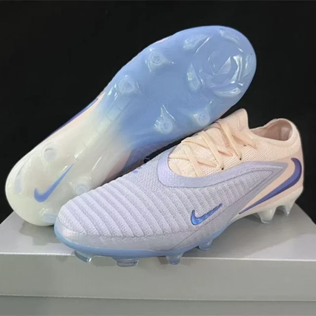Nike Sneakers Low-Top Football Cleats product detail image 2