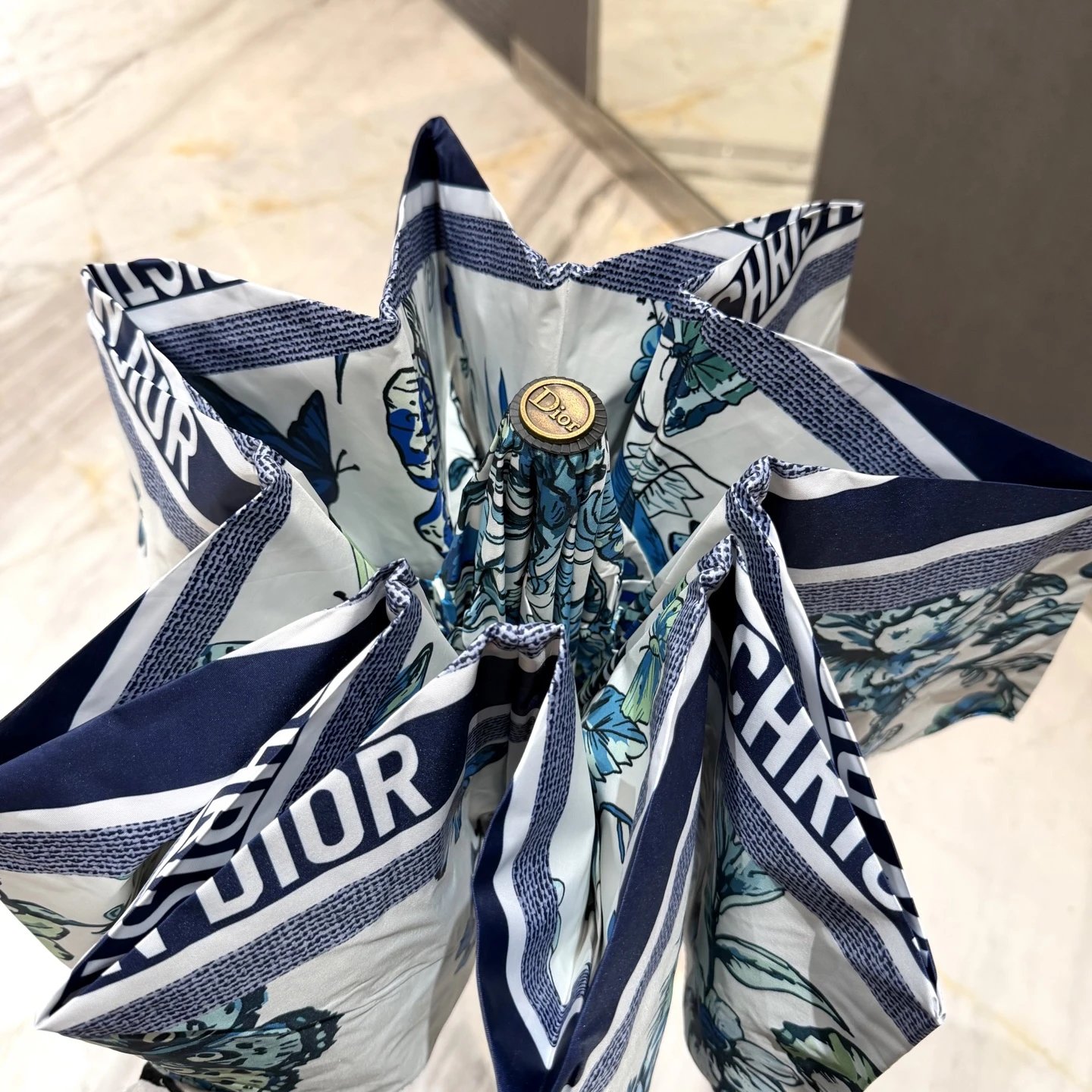Dior Uncategorized 6503 Folding Umbrella with Floral and Butterfly Print image 5