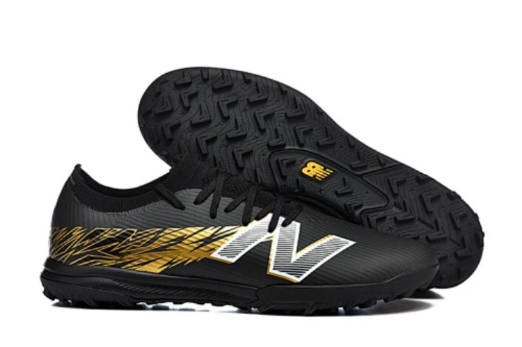 New Balance Sneakers Furon football cleats — 10