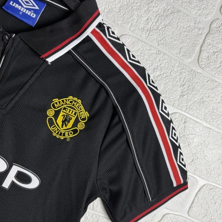 Umbro Football Jerseys Manchester United Retro Jersey image 5