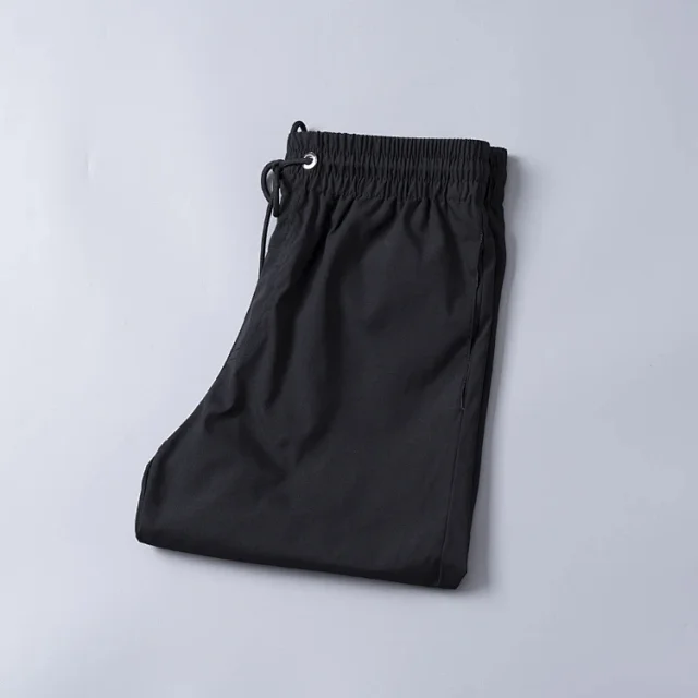 Louis Vuitton Shorts Elastic-waist drawstring monogram-print product detail image 4