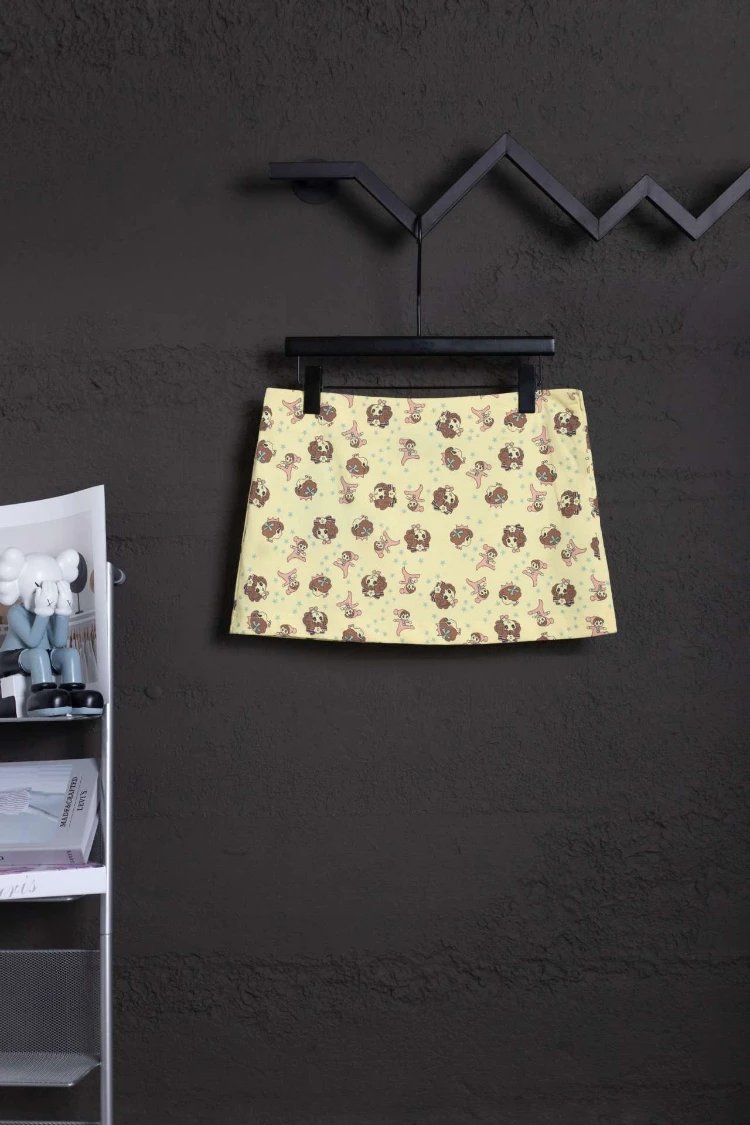 Ash Williams T-Shirts Printed Short-Sleeve Crew-Neck T-Shirt — SKU-16-Yellow Skirt