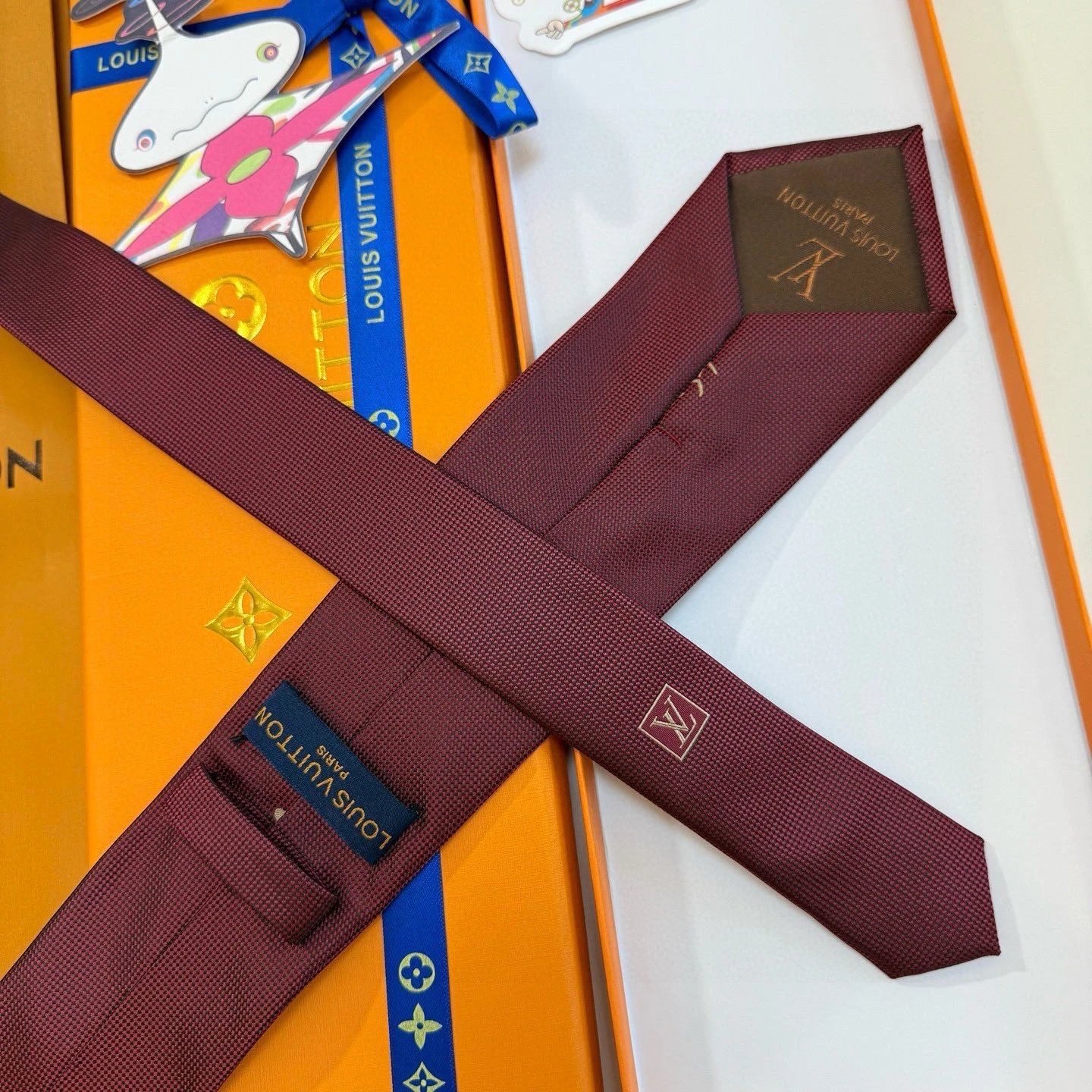 Louis Vuitton Ties 6584 embroidered mascot image 5