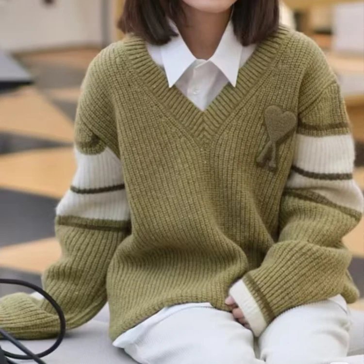 AMI Paris Knitwear V-neck knit sweater with heart applique and striped sleeves image 9