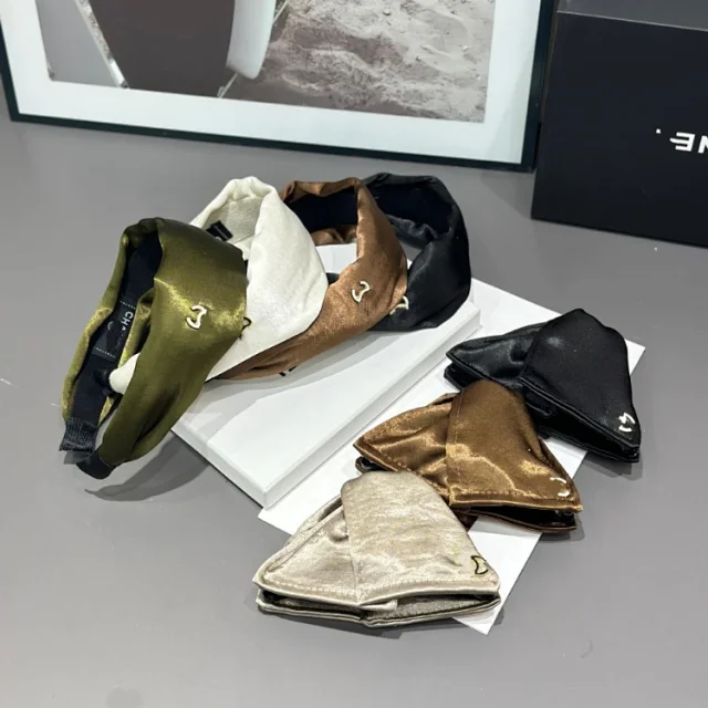 Chanel Uncategorized Satin CC Logo Headband product detail image 1