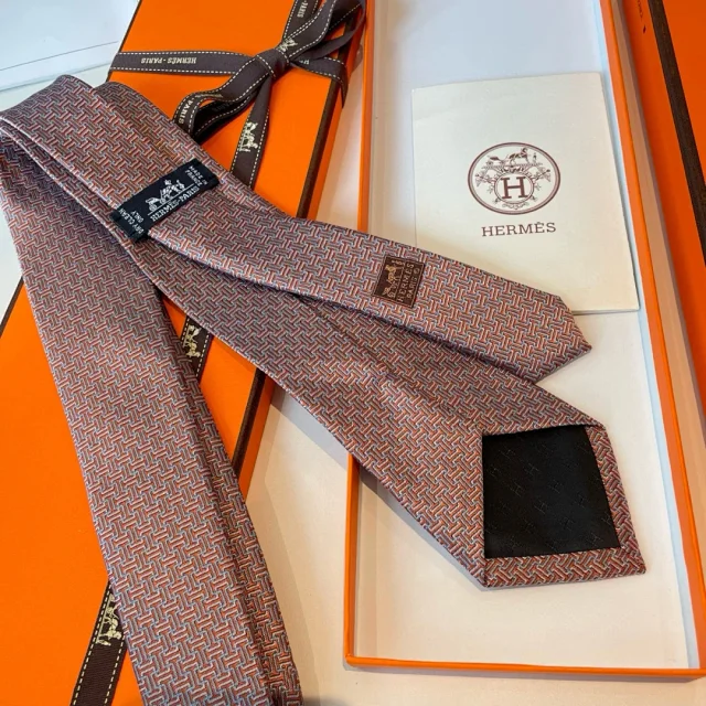 Hermès Ties Geometric H-pattern jacquard silk tie product detail image 4