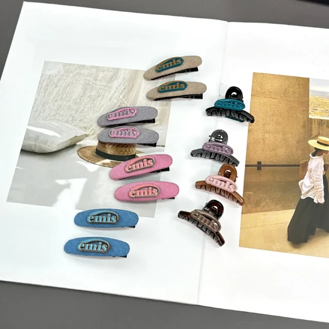 emis Uncategorized Logo Snap Hair Clips and Mini Claw product detail image 1