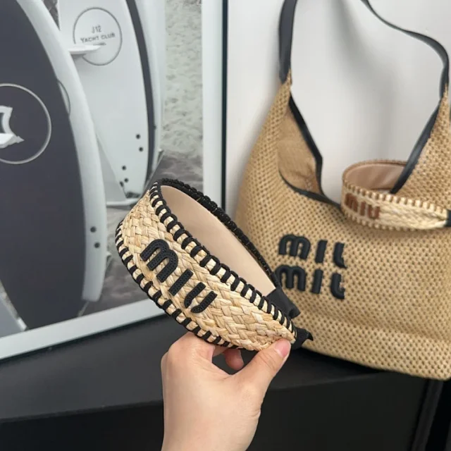 Miu Uncategorized Braided straw wide headband with logo lettering product detail image 4