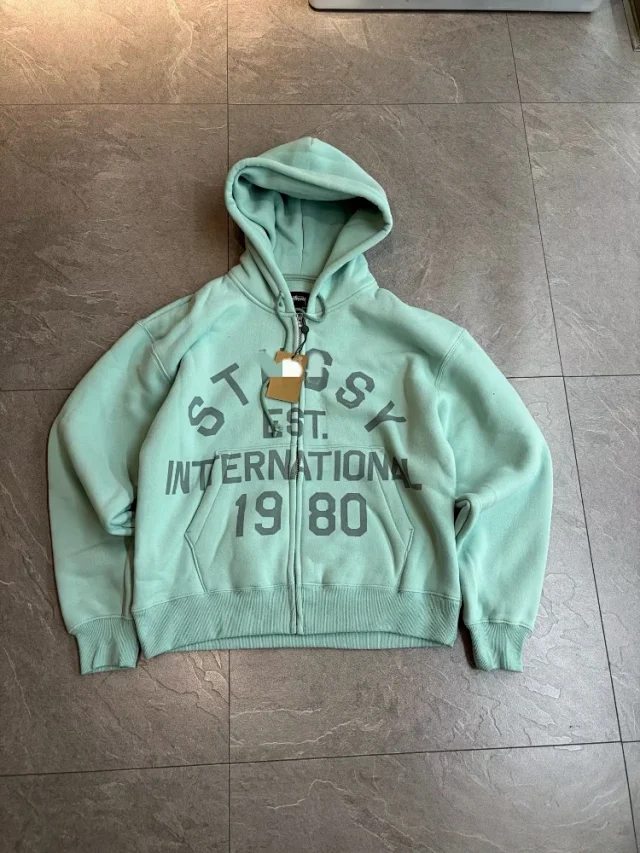 Stüssy Hoodies & Sweatshirts Zip-Up Fleece Hoodie with International 1980 Graphic product detail image 4