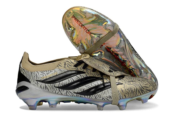 Adidas Sneakers Predator fold-over tongue football cleats — 19