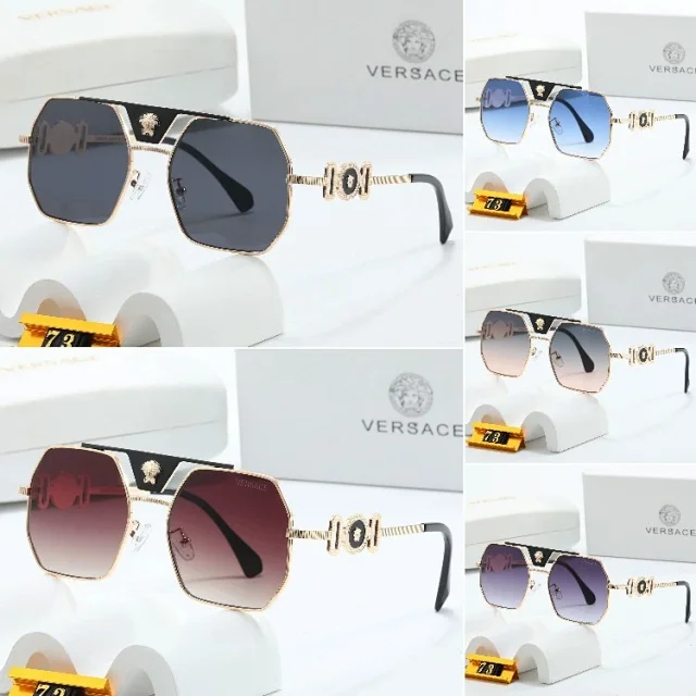 Versace Eyewear Oversized geometric-frame sunglasses with Medusa emblem product detail image 1