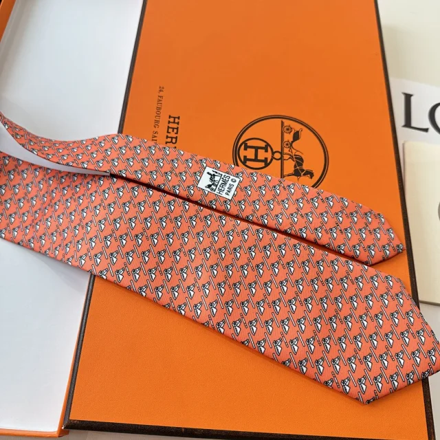 Hermès Ties Horse-head motif silk tie product detail image 6