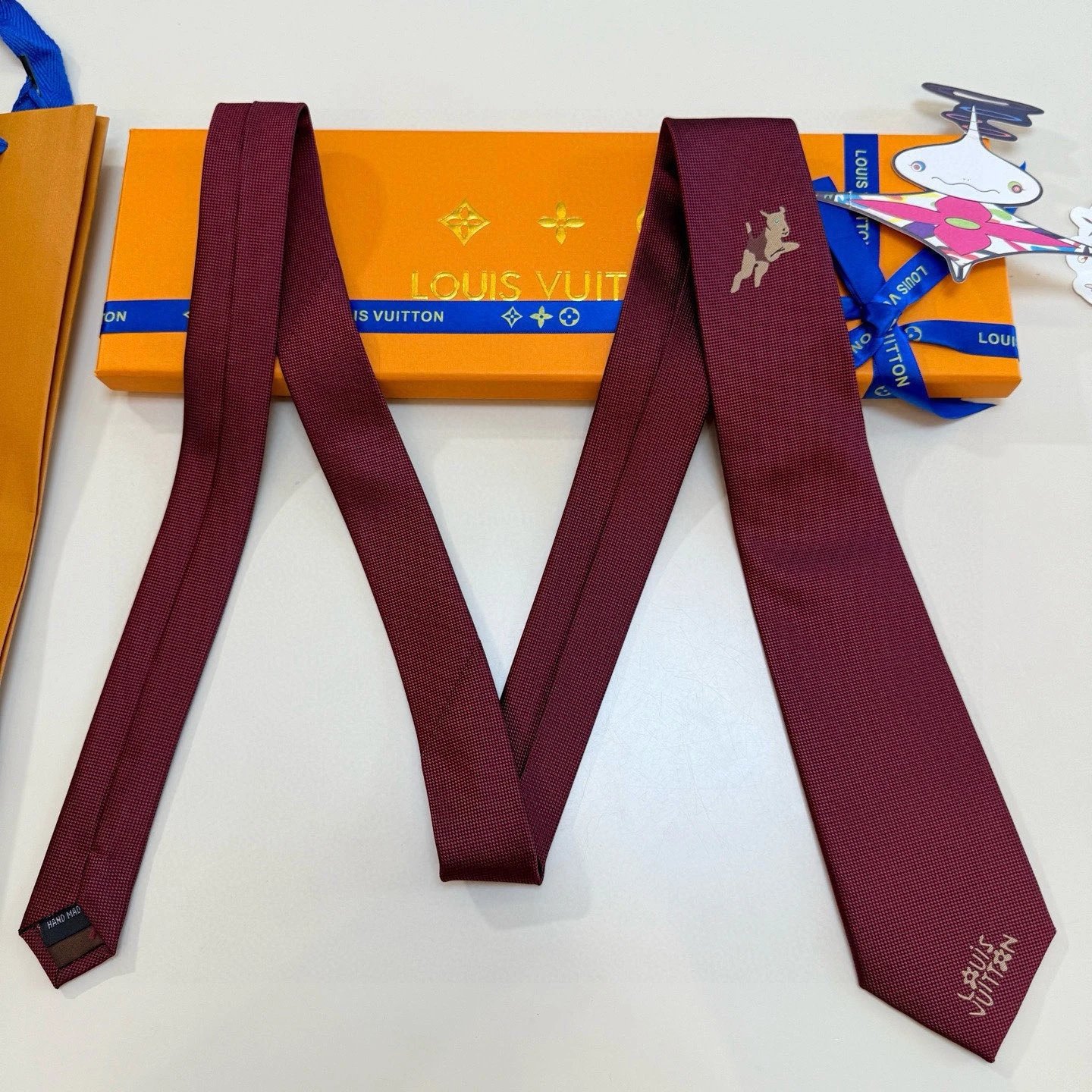 Louis Vuitton Ties 6584 embroidered mascot image 6