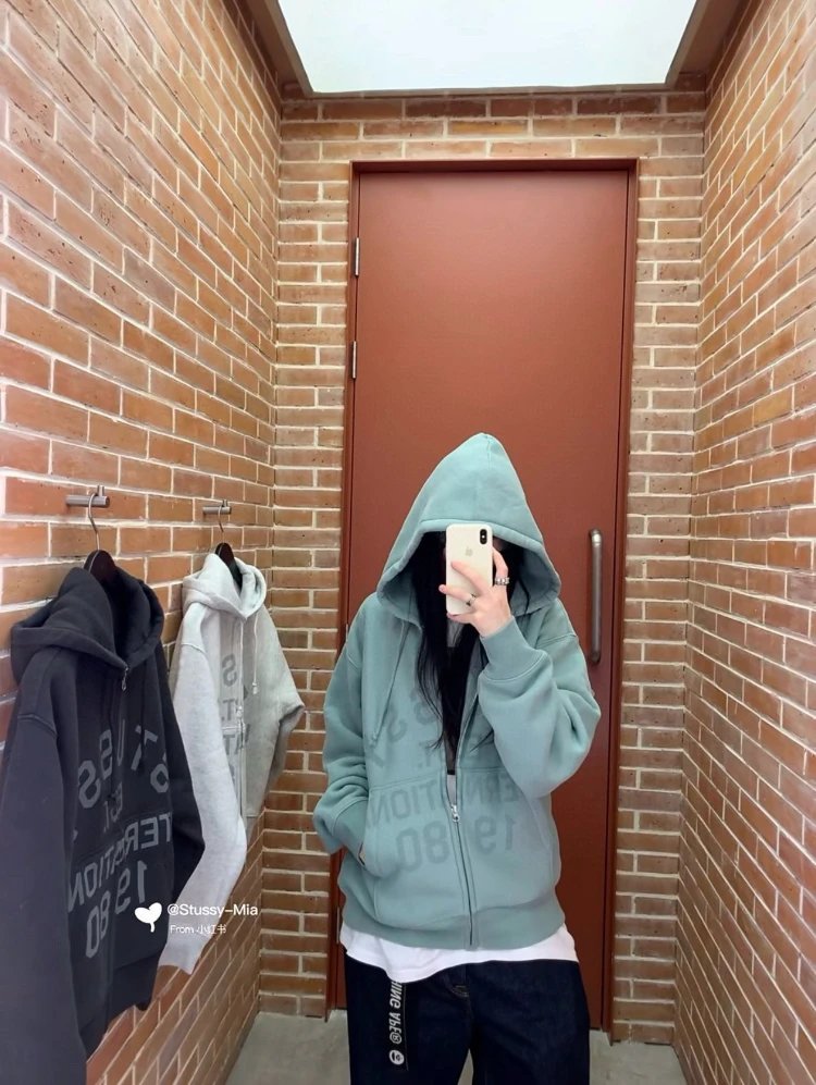 Stüssy Hoodies & Sweatshirts Zip-Up Fleece Hoodie with International 1980 Graphic image 5