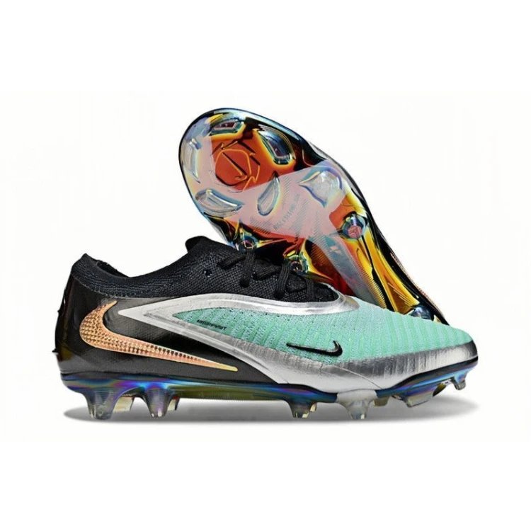 Nike Sneakers Low-Top Football Cleats — 14
