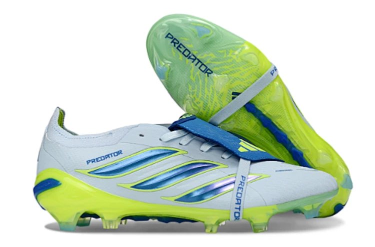 Adidas Sneakers Predator fold-over tongue football cleats — 18