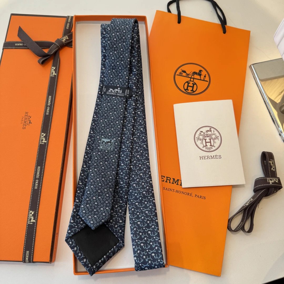 Hermès Ties 6545 Horse Motif image 2