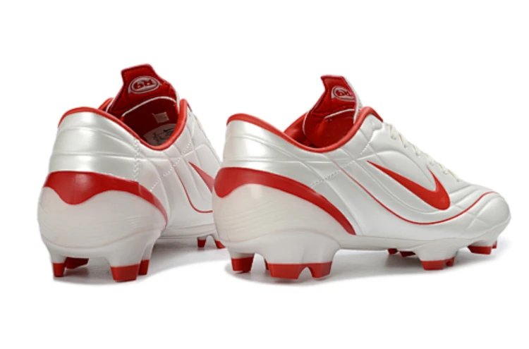Nike Low-Top FG Soccer Cleats image 5