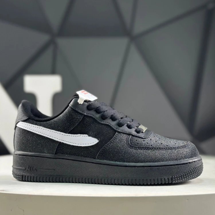 Unbranded Sneakers Low-Top with Contrast Side Overlay — 4
