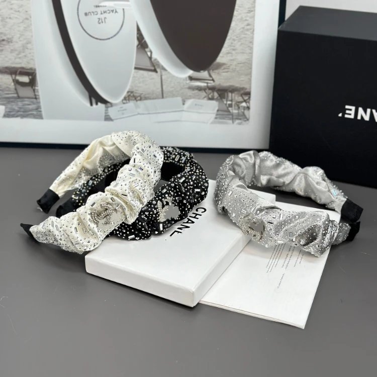 Unbranded Uncategorized Ruffled Rhinestone Headband image 3