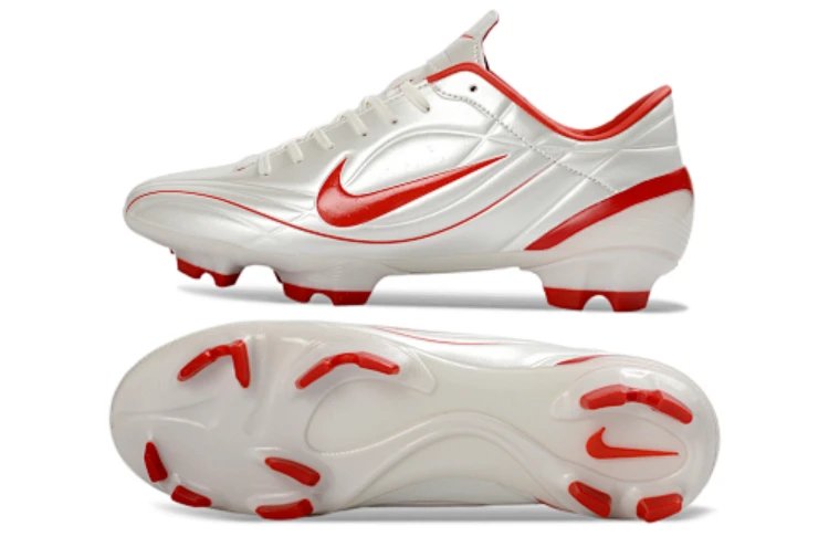 Nike Low-Top FG Soccer Cleats image 3